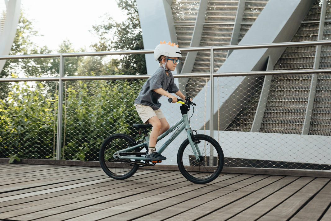 UNIT 1 partners up with PUKY to launch the Sparky Helmet: A Smart Helmet for the Next Generation of Riders