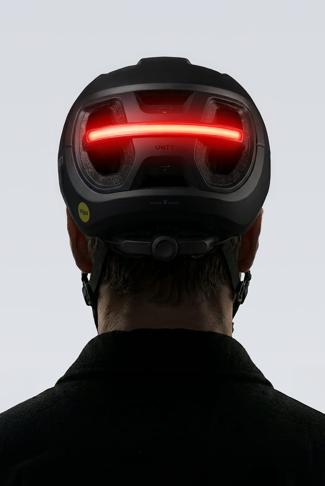 Smart Helmets for Bikes/E-Bikes with MIPS, Turn Signals & Crash